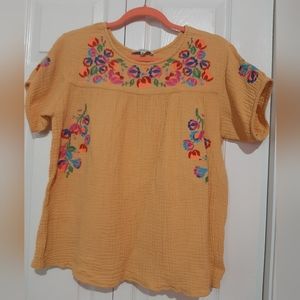 See And Be Seen Mexican embroidery top